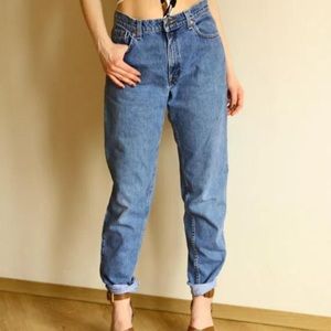 Levi’s 550 Classic Relaxed Fit Tapered